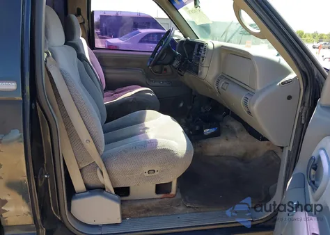 1998 Chevrolet K1500 Fleetside из США, поврежденный, VIN 1GCEK14RXWZ173575